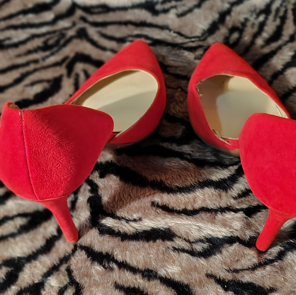 Elegant Red Women's Heels By Jessica Simpson - Picture 5 of 9